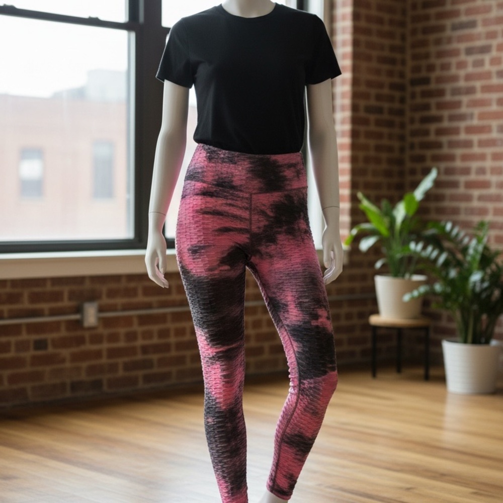 Stylish Pink and Black Leggings